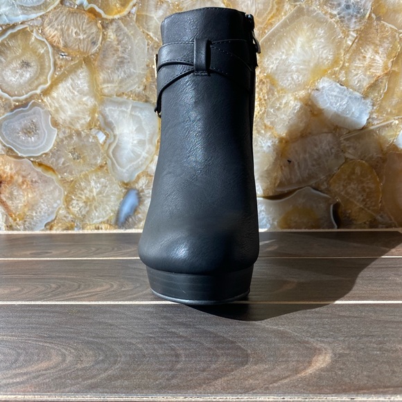 Faux Leather Black Platform Chunky Heel Ankle Boots Bootie size:9 - Picture 3 of 8